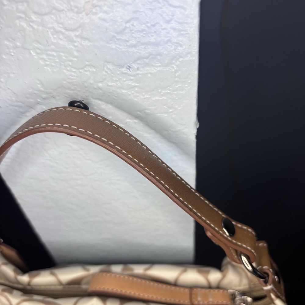 Vintage Y2K Coach Shoulder Bag Purse signature C monogram Baby White Beige - Picture 5 of 8